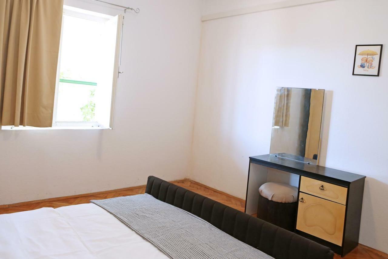 Apartman Charlie ヴーシ エクステリア 写真